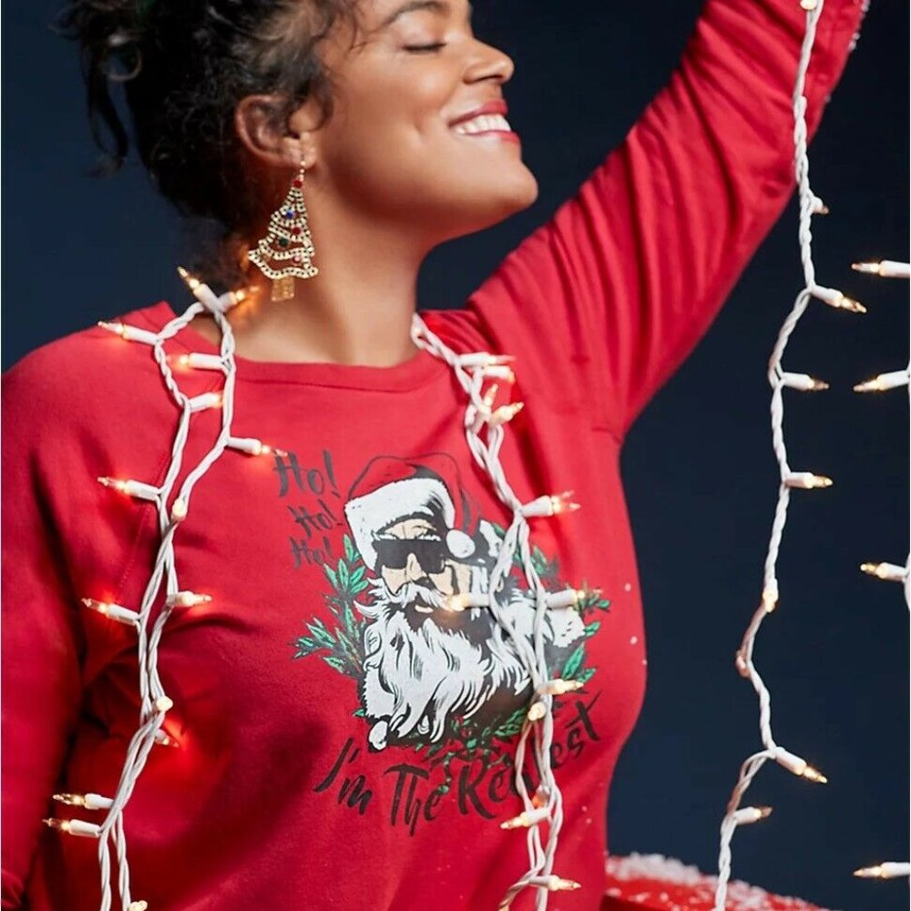✨2/$20 NWT Torrid Red Fleece Santa Holiday Sweatshirt Christmas Plus Size 1X 2X - Picture 8 of 8